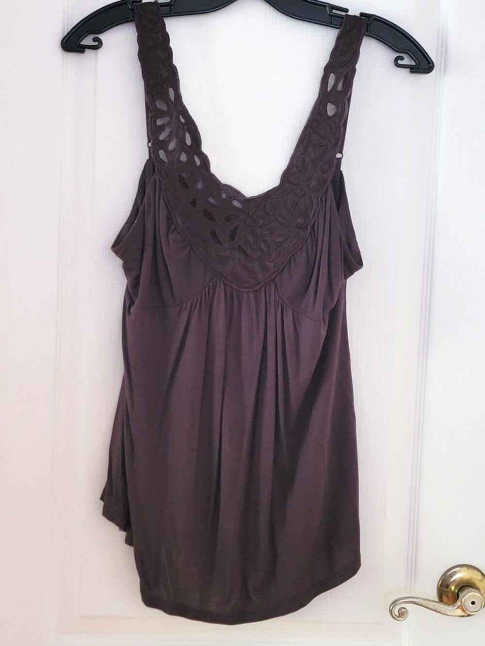 BCBGMAXAZRIA CUTOUT LACE CAMISOLE